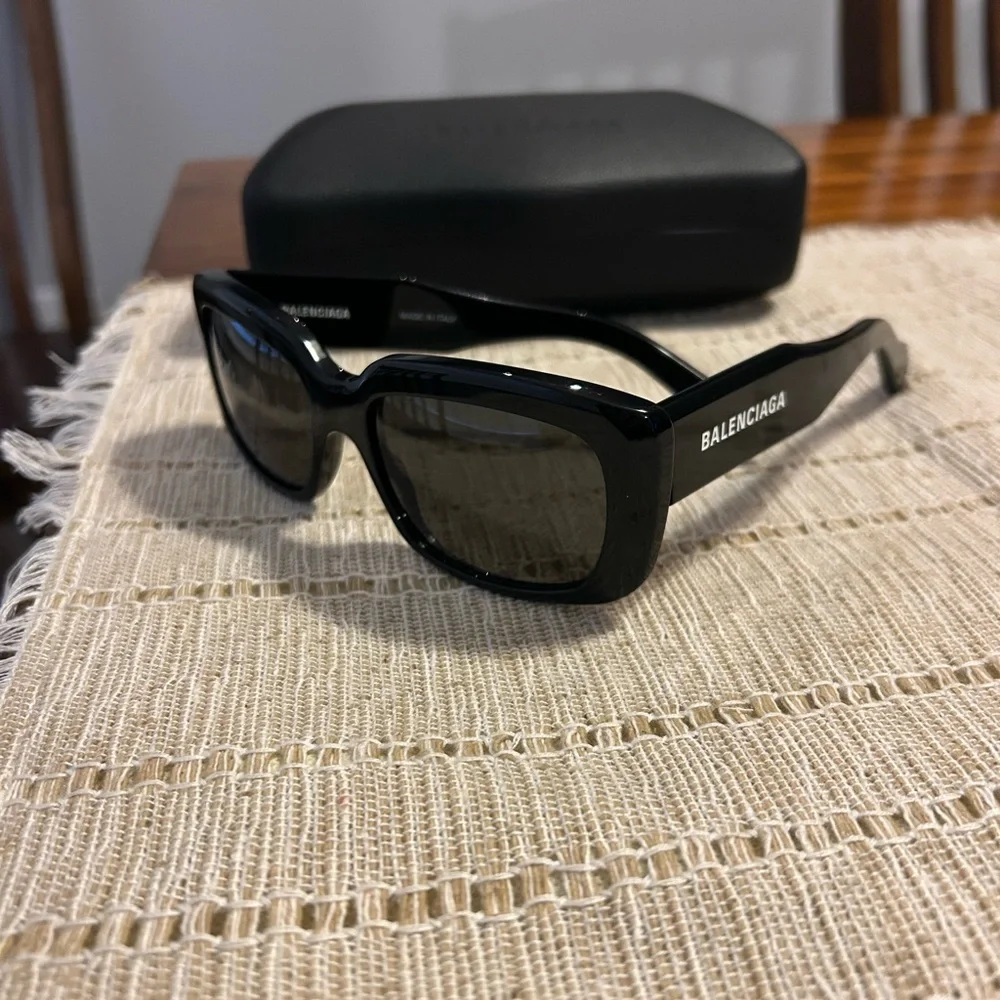 NEW BALENCIAGA BB0072S‎ 001 UNISEX BLACK SUNGLASSES